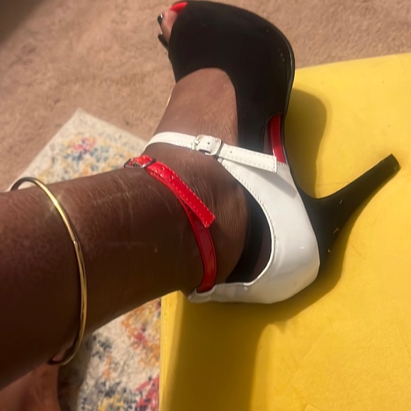 Get More Beauty Peep Toe Pumps - Picture 12 of 14